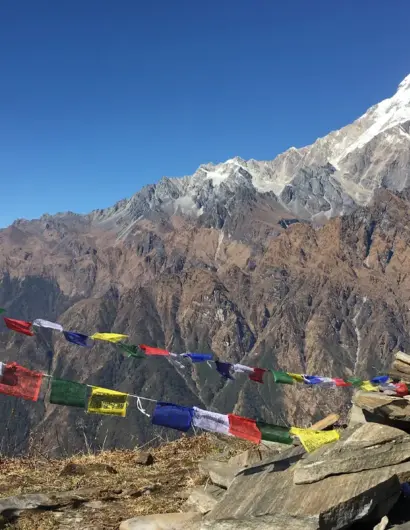 Supraj 10 Mallongaj kaj Facilaj Piedvojaĝoj en Nepalo